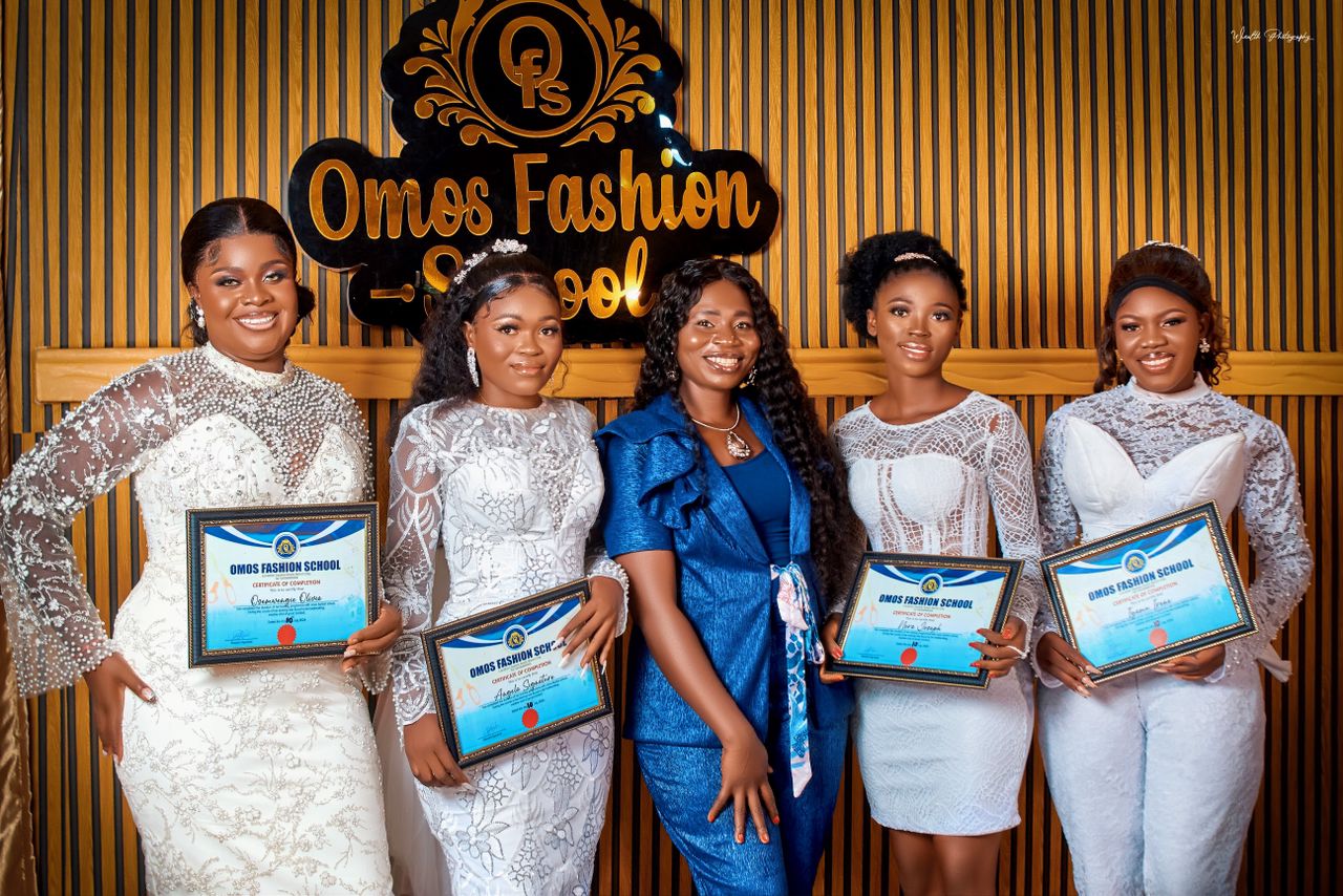 Omos Fashion School